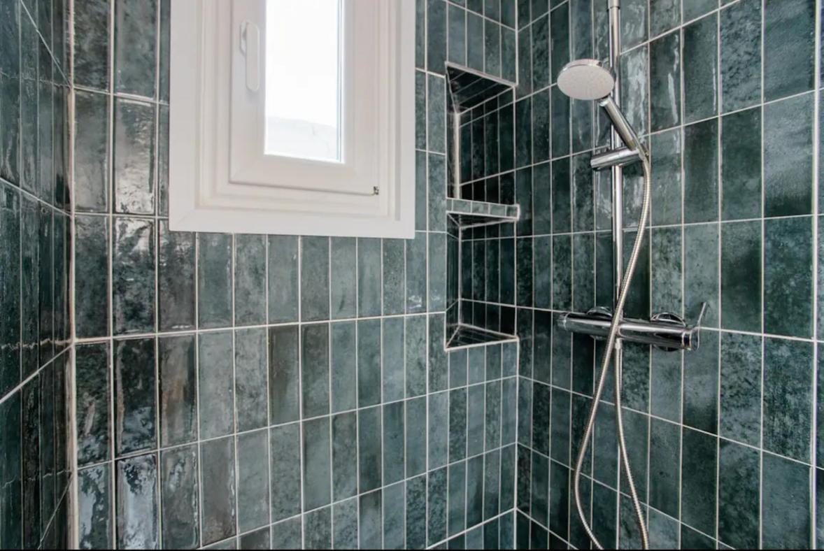 Charmant Appartement Cosy A Сюрен Экстерьер фото