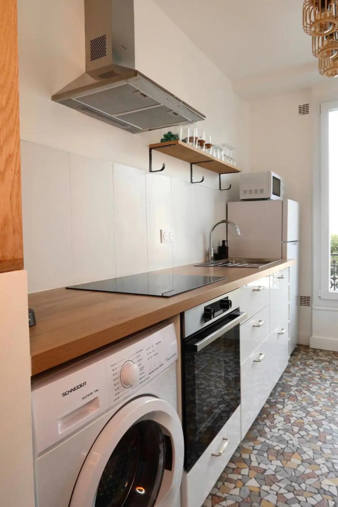 Charmant Appartement Cosy A Сюрен Экстерьер фото